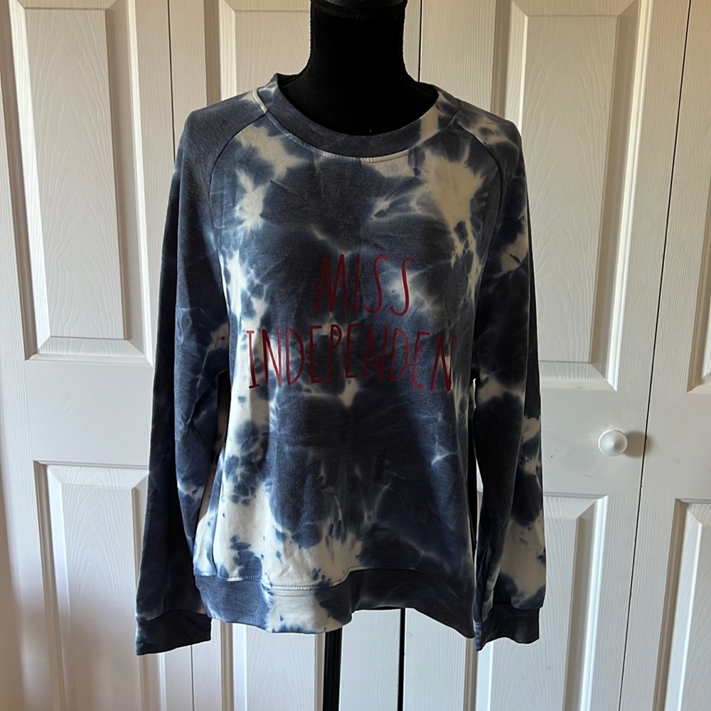 Miss Independent Gallery Sweatshirt